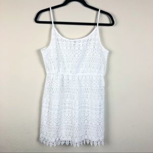 H&M | WHITE CROCHET DRESS IN A MEDIUM